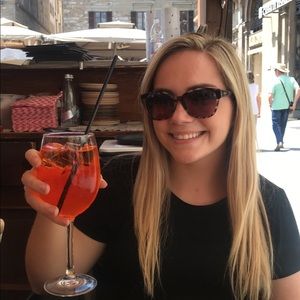 Meet your Posher, Samantha